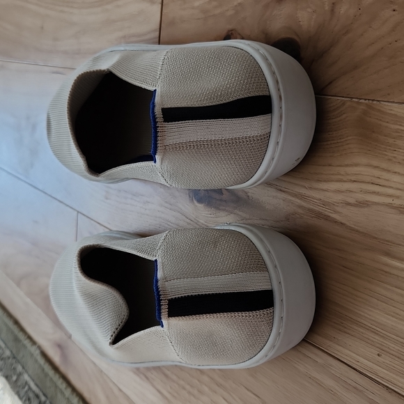 Rothy's The Original Slip On Sneaker in Sand Size 10 - Picture 3 of 3